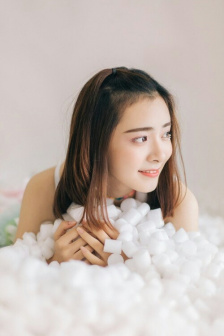 学生和妈妈的朋友详情介绍